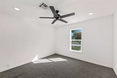 1104 W 10th Street, McGregor, TX 76657 - Photo 18