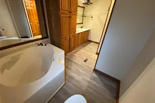 6809 Red Fox Ct, Granbury, TX 76049 - Photo 20