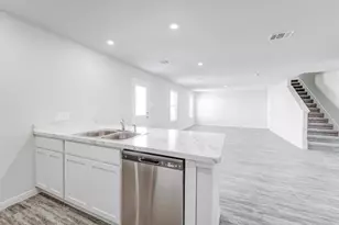 3502 Water Ridge Ct, Abilene, TX 79602 - Photo 2