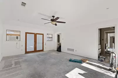 320 S Irving Heights Drive, Irving, TX 75060 - Photo 22