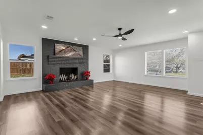 401 Point Royal Drive, Rowlett, TX 75087 - Photo 8
