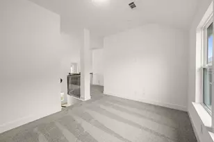 312 Lovett Ln, Burleson, TX 76028 - Photo 24