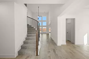 312 Lovett Ln, Burleson, TX 76028 - Photo 4