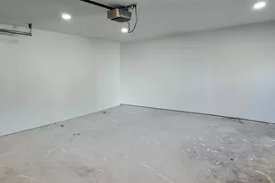 6858 Freemont St, Dallas, TX 75231 - Photo 20