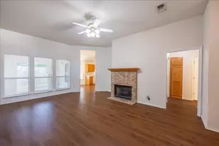 1309 McAnear Ct, Cleburne, TX 76033 - Photo 6