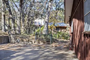 13030 Miller Rd, Azle, TX 76020 - Photo 30