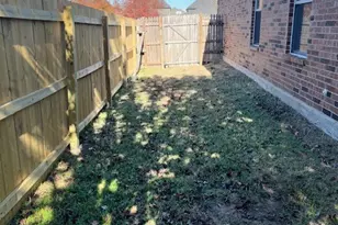 4832 Fox Ridge Ln, McKinney, TX 75071 - Photo 4