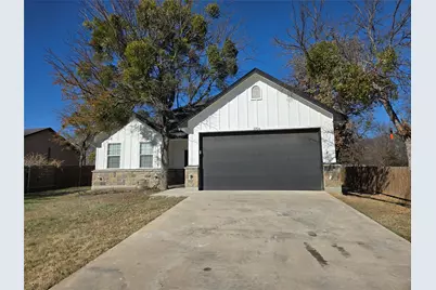 3704 Canyon Road, Granbury, TX 76049 - Photo 2
