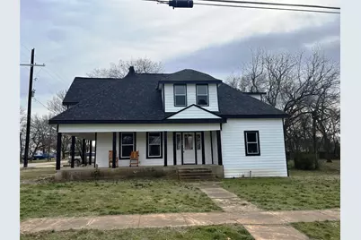 323 E Grand Street, Whitewright, TX 75491 - Photo 2