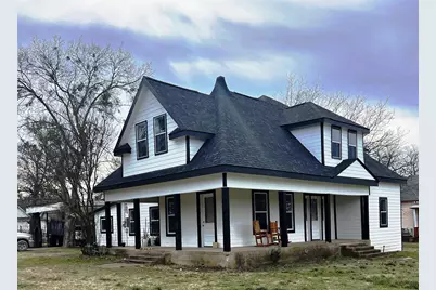 323 E Grand Street, Whitewright, TX 75491 - Photo 1