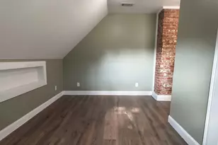 323 E Grand St, Whitewright, TX 75491 - Photo 8