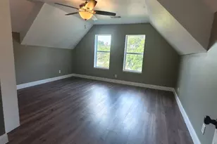 323 E Grand St, Whitewright, TX 75491 - Photo 10