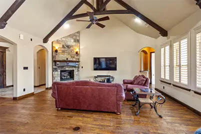 1317 Bluff Springs Drive, Fort Worth, TX 76052 - Photo 10