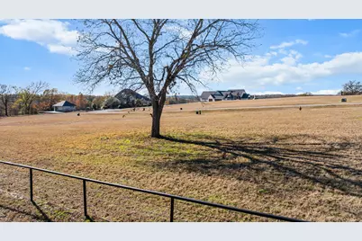 273 Toscana Circle, Gordonville, TX 76245 - Photo 14