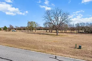 273 Toscana Cir, Gordonville, TX 76245 - Photo 1