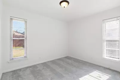 3310 Bryn Mawr Drive, Irving, TX 75062 - Photo 12