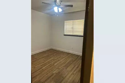 2043 Chestnut Road, Carrollton, TX 75007 - Photo 12