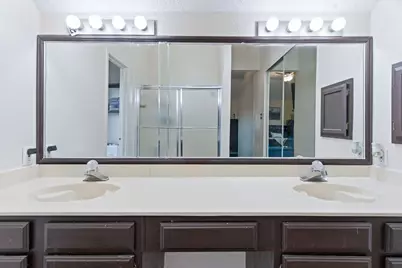 2421 Warrington Drive, Grand Prairie, TX 75052 - Photo 18