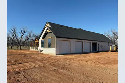 1642 Earhart Drive, Granbury, TX 76049 - Photo 2