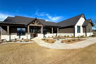 1642 Earhart Dr, Granbury, TX 76049 - Photo 1