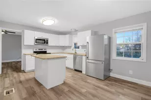 422 Stone St, Mineola, TX 75773 - Photo 2