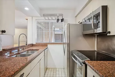 5148 Amesbury Drive #121, Dallas, TX 75206 - Photo 6