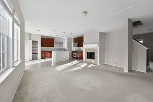 2139 Matagorda Ln, Grand Prairie, TX 75052 - Photo 4