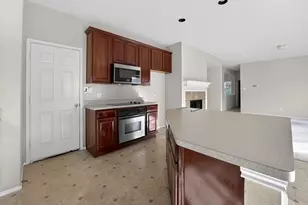 2139 Matagorda Ln, Grand Prairie, TX 75052 - Photo 12