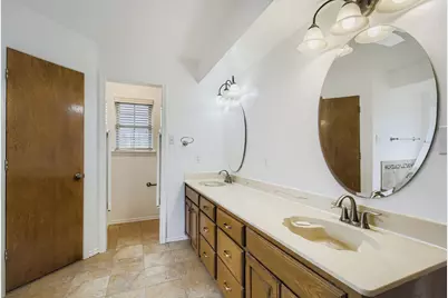 10405 Woodland Drive, Greenville, TX 75402 - Photo 16