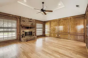 10405 Woodland Dr, Greenville, TX 75402 - Photo 4