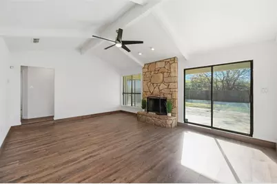 5011 Prairieview Court S, Arlington, TX 76017 - Photo 4