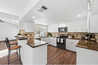 5011 Prairieview Court S, Arlington, TX 76017 - Photo 8