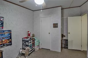 214 Gandy St, Lipan, TX 76462 - Photo 32