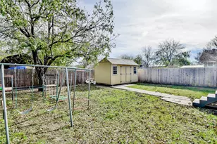 214 Gandy St, Lipan, TX 76462 - Photo 40