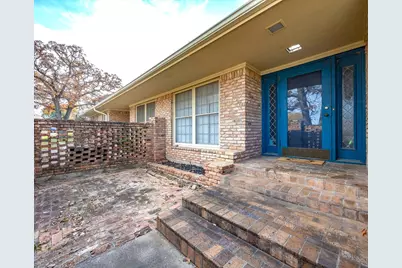 3514 Shady Valley Drive, Pantego, TX 76013 - Photo 4