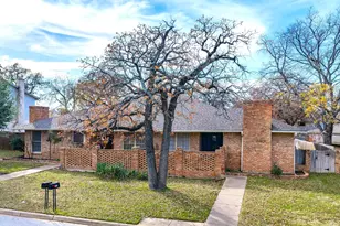 3514 Shady Valley Dr, Pantego, TX 76013 - Photo 6