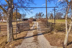 531 Private Rd 4721, Rhome, TX 76078 - Photo 4