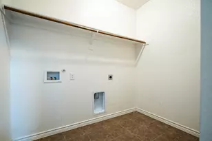 1913 Christopher Creek Dr, Little Elm, TX 75068 - Photo 12