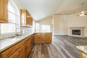 2408 Priscella Dr, Fort Worth, TX 76131 - Photo 10