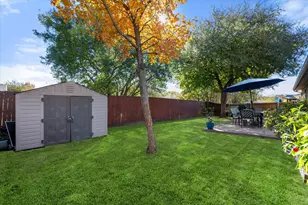 1608 Crestmeadow Ln, Mansfield, TX 76063 - Photo 28