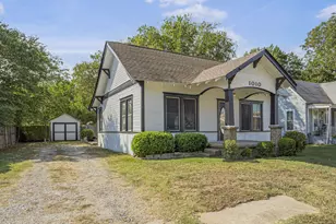 1010 E Main St, Gainesville, TX 76240 - Photo 2