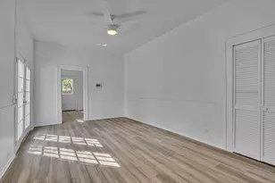 1010 E Main St, Gainesville, TX 76240 - Photo 10