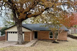 2309 Oakside Dr, Arlington, TX 76016 - Photo 1