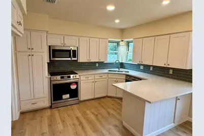 6513 Circleview Drive, North Richland Hills, TX 76180 - Photo 4