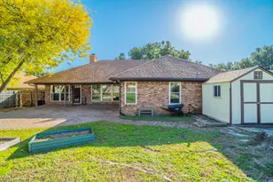 6729 Oliver Dr, North Richland Hills, TX 76180 - Photo 24