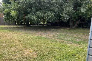 10732 Cotillion Dr, Dallas, TX 75228 - Photo 2