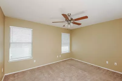 7001 Avington Way, Fort Worth, TX 76133 - Photo 10