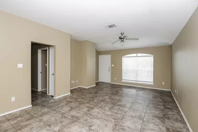 7001 Avington Way, Fort Worth, TX 76133 - Photo 4