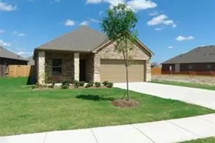 605 Beechwood Dr, Greenville, TX 75402 - Photo 2