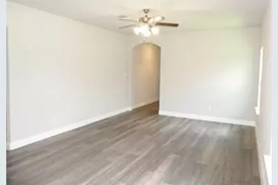 605 Beechwood Drive, Greenville, TX 75402 - Photo 6